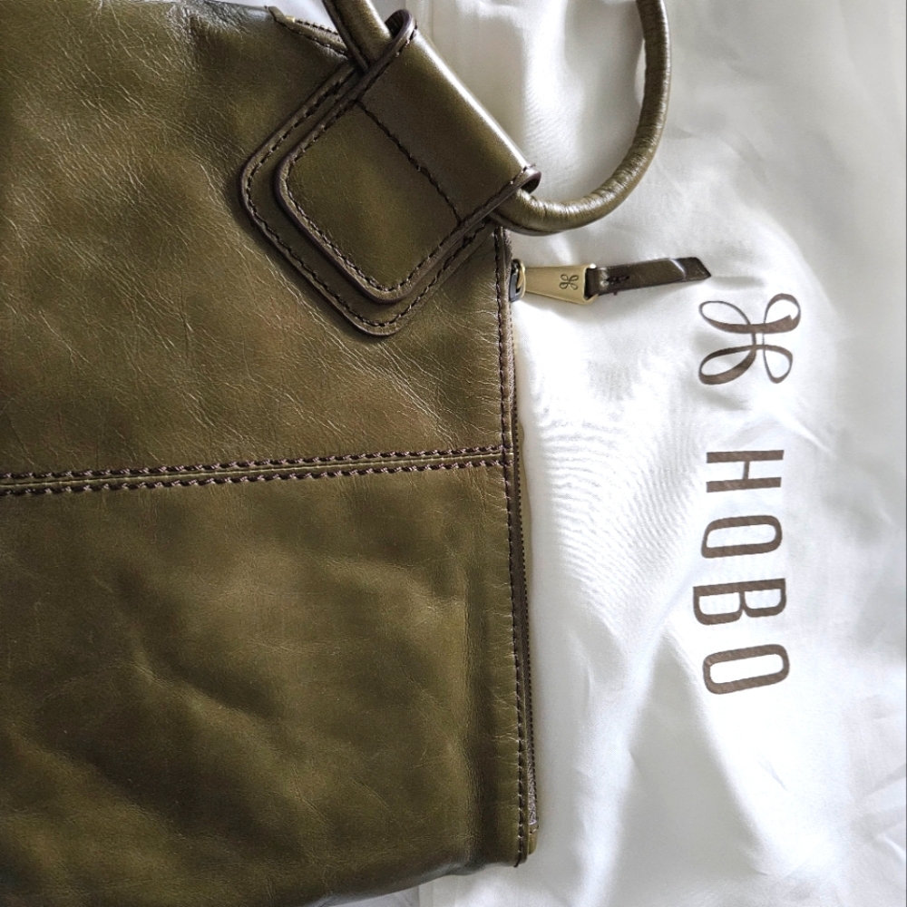Hobo wristlet